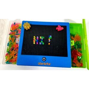 Travel Lite Brite Hasbro 2014 shaped Pegs blue unit w/ Green & clear Case #1786